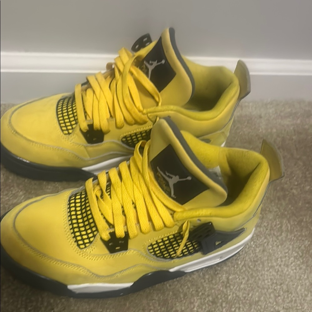 Jordan Kids Sneakers - Yellow and Black